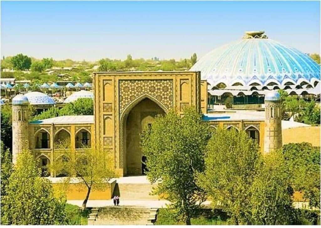 Spacious And Cozy Tashkent Luaran gambar